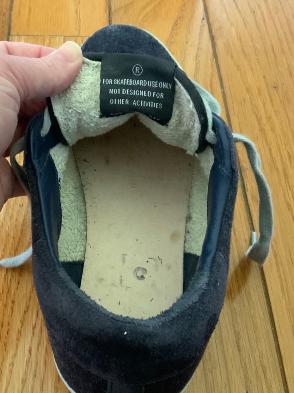 Golden Goose Superstar Womens 37 Sneaker - Picture 4 of 7